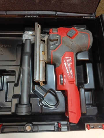 929159-9 Jigsaw & Angle Grinder Milwaukee