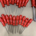 1028585-4 Assortment of tools