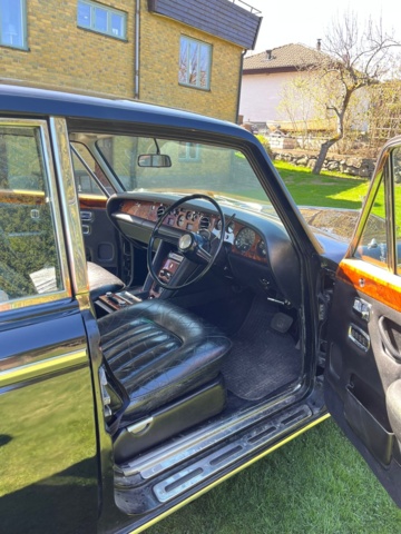 1028204-19 Rolls-Royce Silver Shadow 4-door 6.8 V8 - 1975