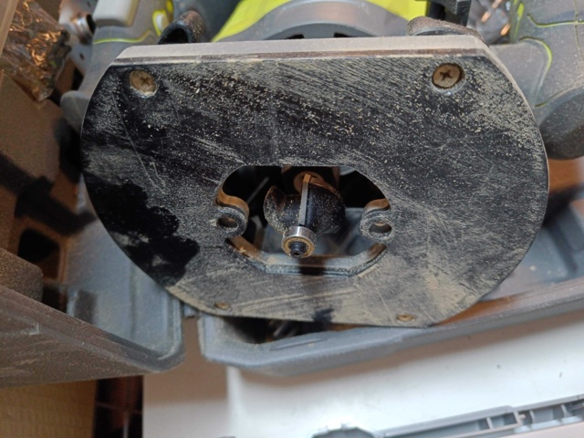 929168-8 Overhand router Ryobi RRT1600