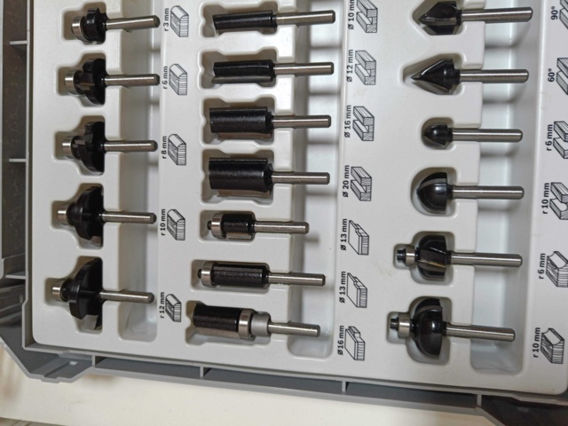 929168-10 Overhand router Ryobi RRT1600