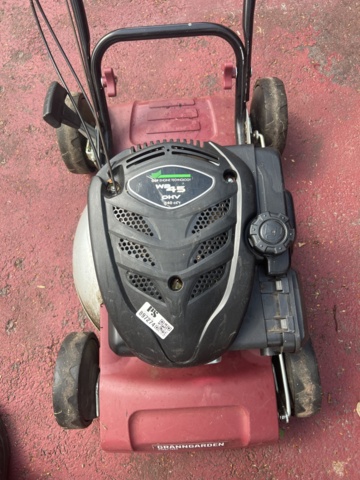 897274-2 GGP lawnmower with operation