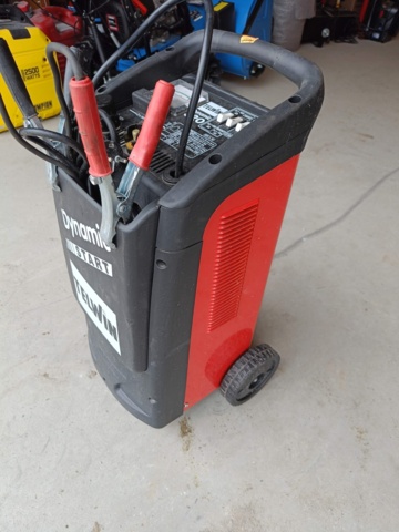 888378-3 Batteriladdare / Startbooster Telwin dynamic 320