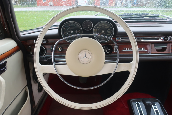 1032296-37 Mercedes-Benz 300 SEL 3.5 - 1971