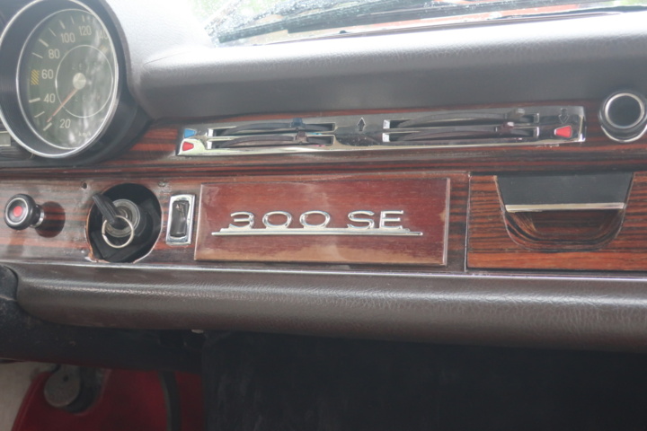 1032296-40 Mercedes-Benz 300 SEL 3.5 - 1971