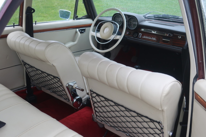 1032296-38 Mercedes-Benz 300 SEL 3.5 - 1971