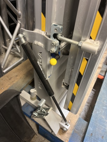 1012988-6 Kvistberga 2-part ramp for Renault Master (fits more)