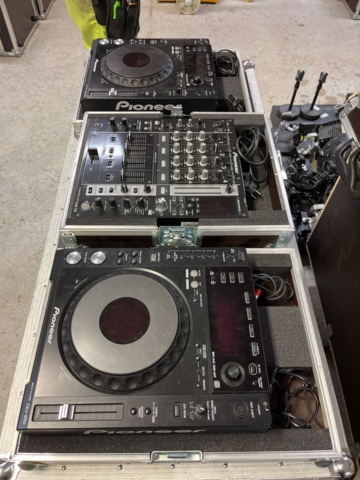 1012991-9 Pioneer DJ Bench Black with Transport Case