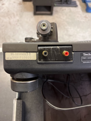 1012993-7 Technics SL-1210MK2 Turntable