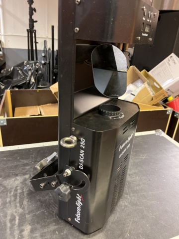 1013003-5 2 scanners Futurelight DJ-Scan 250