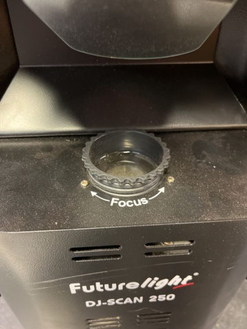 1013004-3 2 light scanners Futurelight DJ-Scan 250