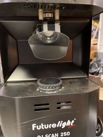 1013004-4 2 light scanners Futurelight DJ-Scan 250