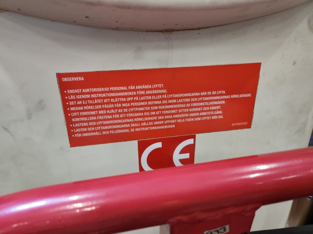 1032414-9 4 Stertil Koni ST 1075 - mobile lifting stands for heavy vehicles. Lifting capacity: 7,500 kg / pc