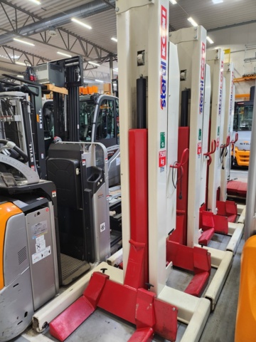 1032414-1 4 Stertil Koni ST 1075 - mobile lifting stands for heavy vehicles. Lifting capacity: 7,500 kg / pc