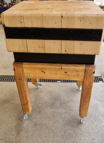 1032375-2 Butcher block on a stand with wheels