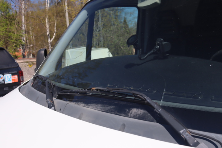 1032543-24 Iveco Daily 29L12 Van 2.3 HPI - 2010