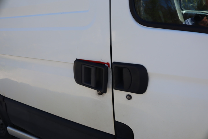 1032543-32 Iveco Daily 29L12 Van 2.3 HPI - 2010