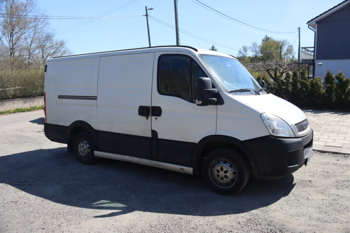 1032543-3 Iveco Daily 29L12 Van 2.3 HPI - 2010