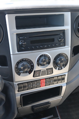 1032543-17 Iveco Daily 29L12 Van 2.3 HPI - 2010