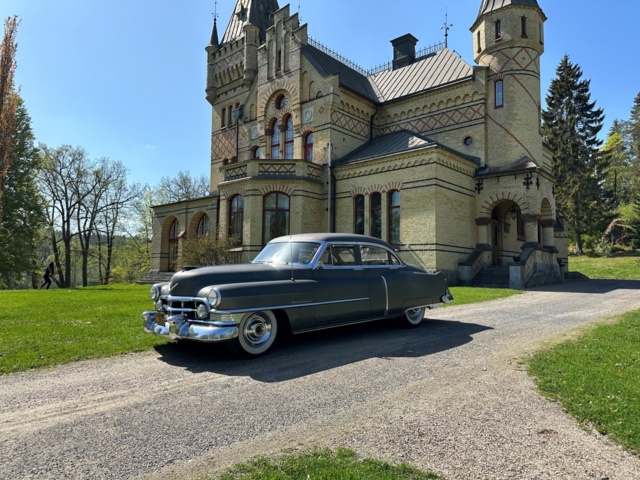 998562-5 Cadillac DeVille Sixty-Two Sedan 5.4 V8 - 1950