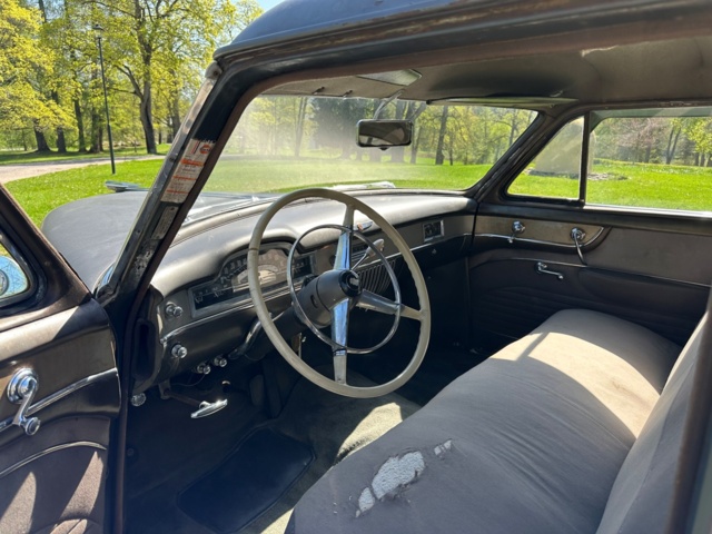 998562-22 Cadillac DeVille Sixty-Two Sedan 5.4 V8 - 1950