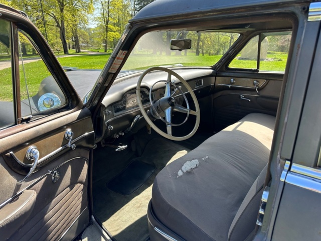 998562-30 Cadillac DeVille Sixty-Two Sedan 5.4 V8 - 1950