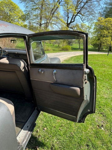 998562-34 Cadillac DeVille Sixty-Two Sedan 5.4 V8 - 1950