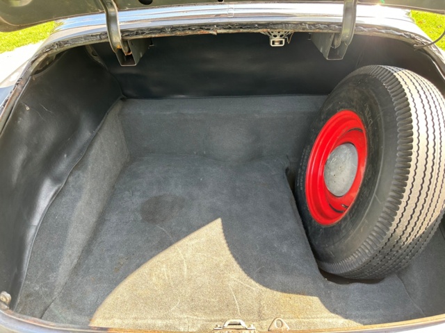 998562-43 Cadillac DeVille Sixty-Two Sedan 5.4 V8 - 1950