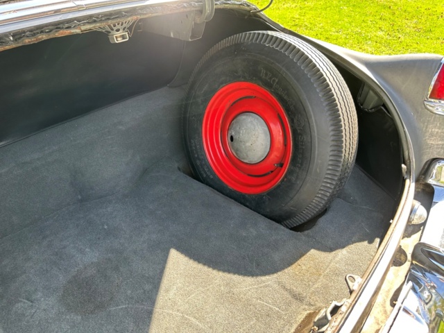 998562-44 Cadillac DeVille Sixty-Two Sedan 5.4 V8 - 1950