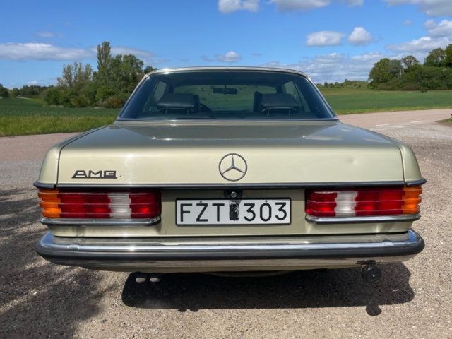 1032570-4 Mercedes-Benz 280 CE - 1977