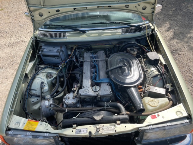 1032570-20 Mercedes-Benz 280 CE - 1977