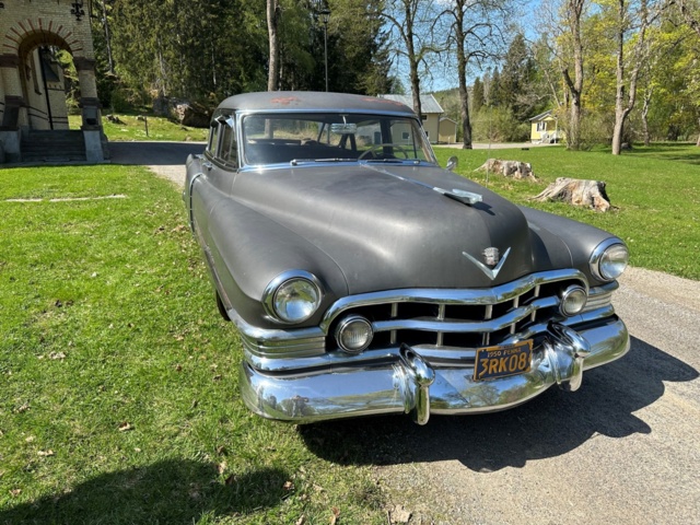 998562-3 Cadillac DeVille Sixty-Two Sedan 5.4 V8 - 1950