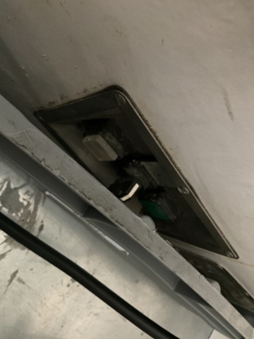 1002012-7 Pouring machine / vegetable cutter