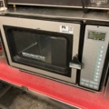 1002018-1 Restaurant microwave