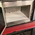 1002018-4 Restaurant microwave