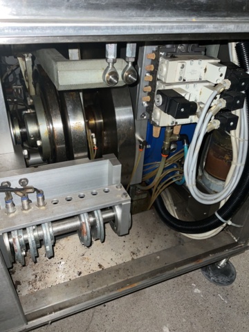 1002040-3 Packing machine/trough machine G.Mondini