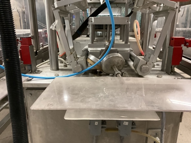 1002040-11 Packing machine/trough machine G.Mondini