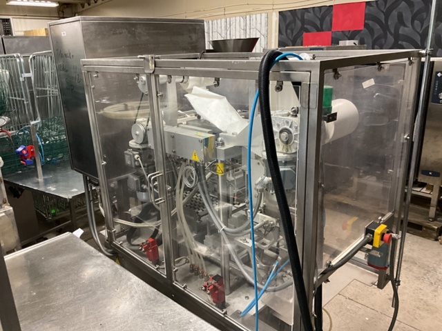 1002040-15 Packing machine/trough machine G.Mondini