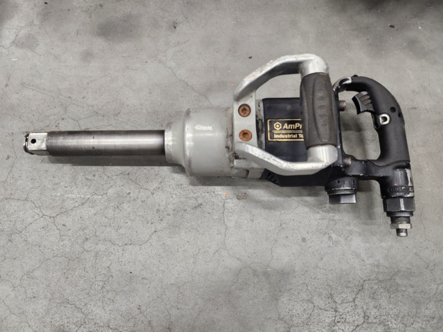 1032432-1 AmPro Compressed air driven nut driver, twin hammer