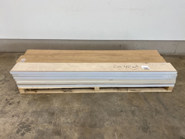 1024581-1 Parquet floor Oak approx. 40m2