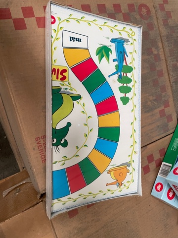 1032811-4 Board game random 280 pieces