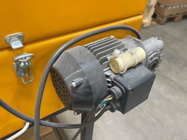 984333-6 Vinkelsvets med krymp ugn