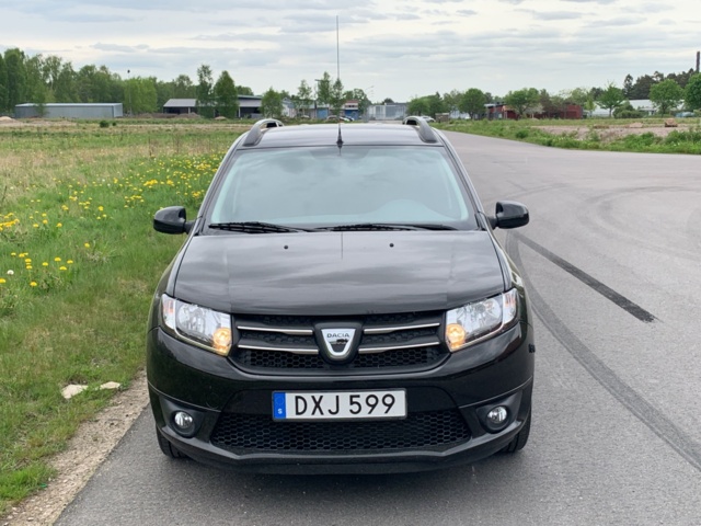 1032897-5 Dacia Logan MCV 0.9 TCe - 2015