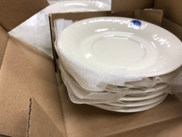 1032579-6 Arabia Lumi käyttämätön 10 hengen kahviastiasto