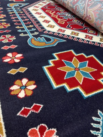 990329-3 Patterned floor mat, 300x200cm