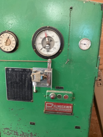 1002084-4 OTT Veneer press