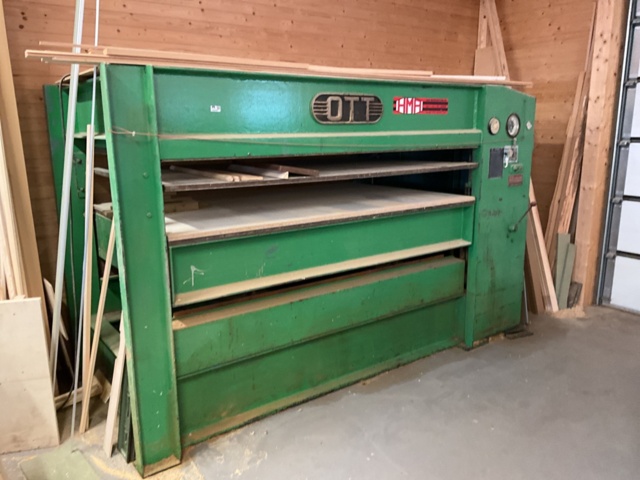 1002084-13 OTT Veneer press