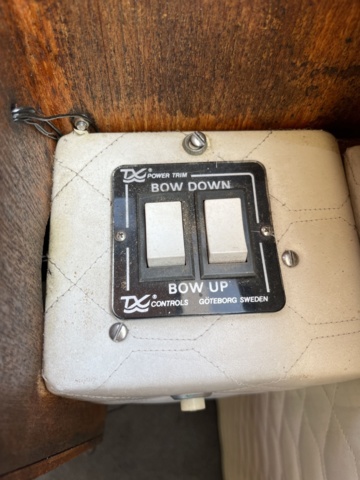 1013012-8 UTTERN 690 With Volvo Penta, year of manufacture 1981