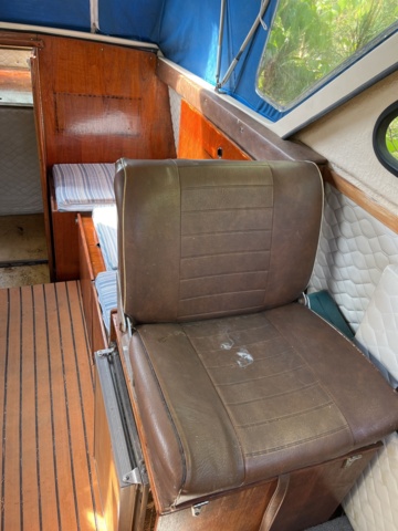 1013012-13 UTTERN 690 With Volvo Penta, year of manufacture 1981