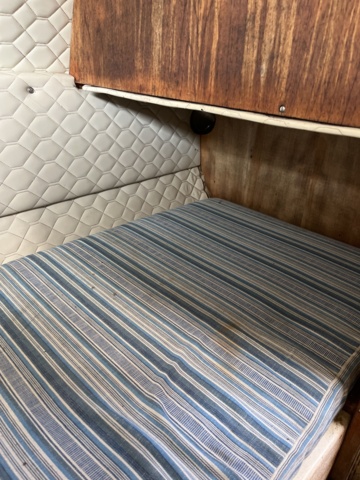 1013012-32 UTTERN 690 With Volvo Penta, year of manufacture 1981